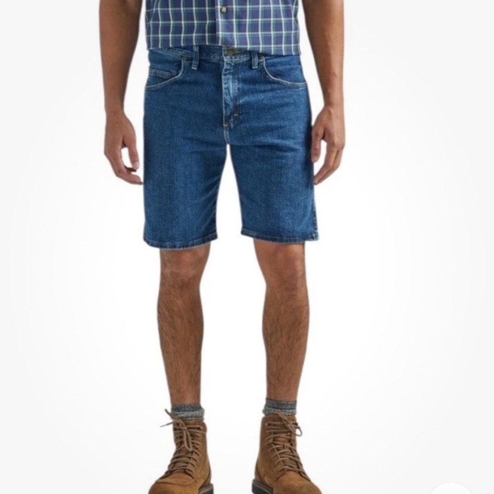 Wrangler Blue Ridge Shorts Men’s 38x10 Medium Wash Blue Denim  Relaxed Fit